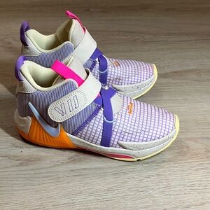 Nike LeBron witness VII Purple and Orange Sneakers size 1.5Y